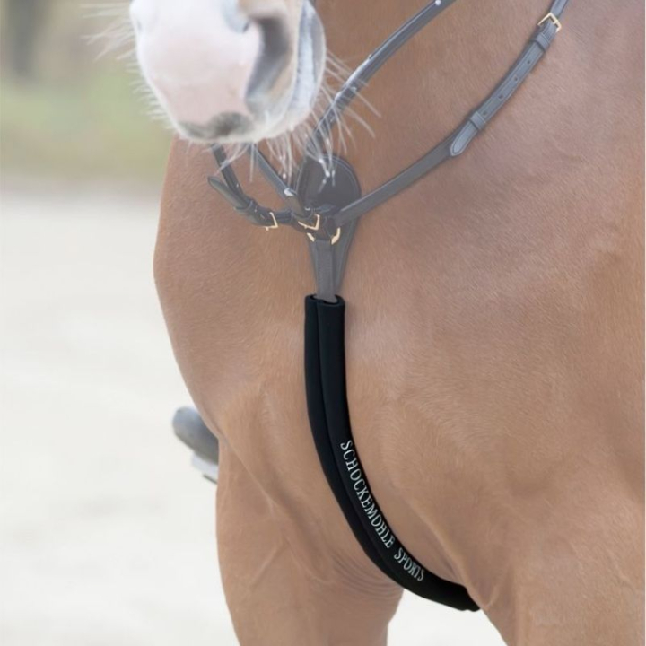 Neoprenowa osłona napierśnika Body Guard Czarna w grupie Sprzęt dla konia / Wytoki i napierśniki przy Equinest (1160000011BA)