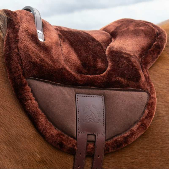 Pad do jazdy na oklep Bisco Brązowy w grupie Sprzęt dla konia / Siodła i pady do jazdy na oklep przy Equinest (2703261818BR_r)