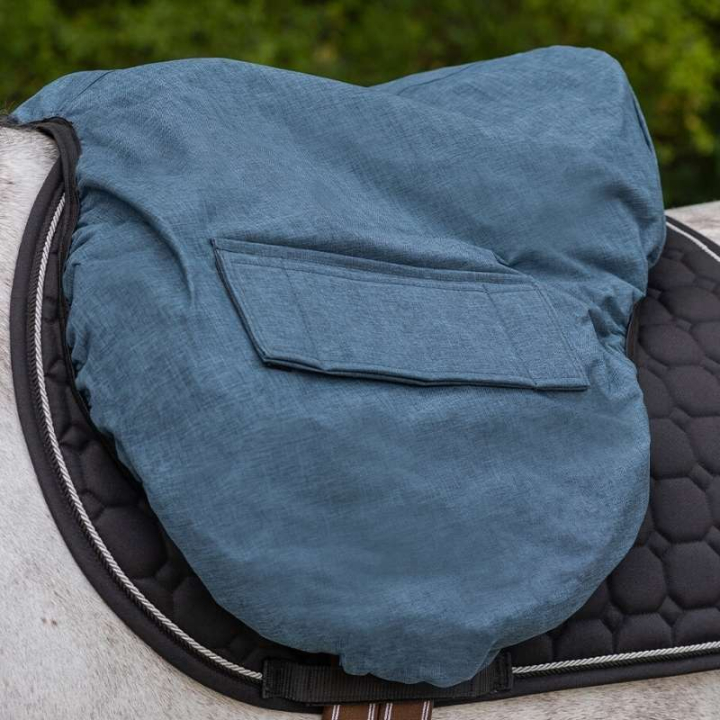 Pokrowiec na siodło Water Repellent Niebieski w grupie Sprzęt dla konia / Akcesoria dla konia / Pokrowce na siodło przy Equinest (3163BL0BL)