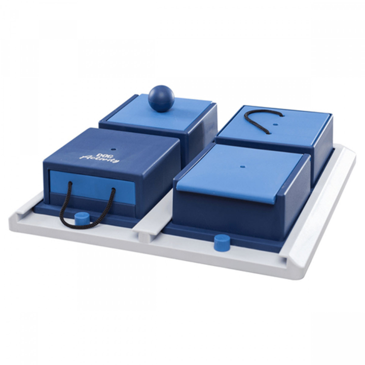 Zabawka aktywująca dla psa Dog Activity Poker Box Poziom 2 Niebiesko/Biała w grupie Pies / Zabawki dla psów / Zabawki aktywizujące przy Equinest (32012BLWH)