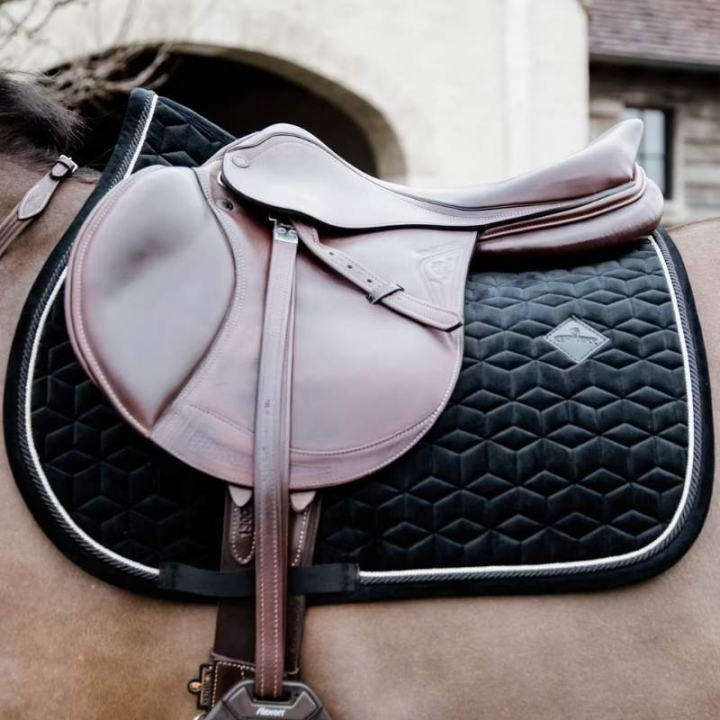 Czaprak Basic Velvet Czarny w grupie Sprzęt dla konia / Czapraki / Czapraki skokowe i wszechstronne przy Equinest (42589Sv_r)