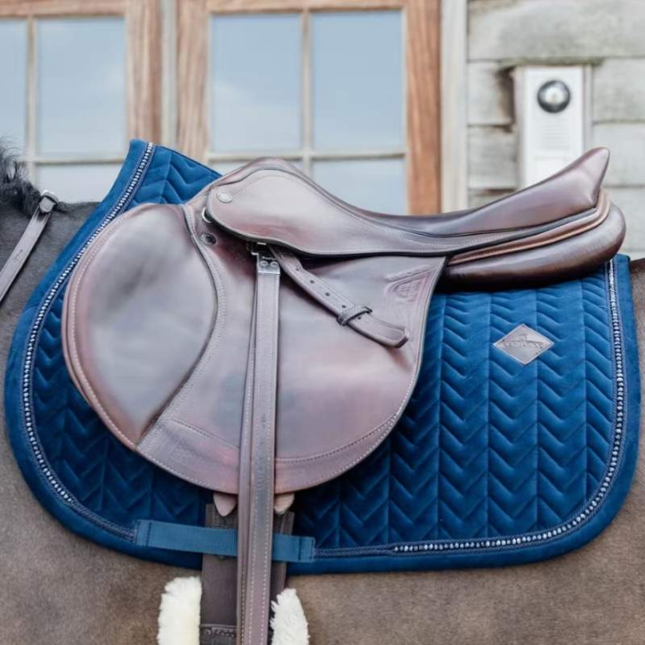 Czaprak Velvet Pearls Granatowy w grupie Sprzęt dla konia / Czapraki / Czapraki skokowe i wszechstronne przy Equinest (42590Ma_r)