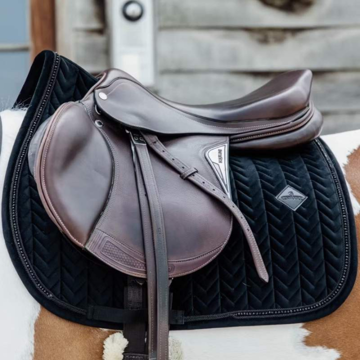 Czaprak Velvet Pearls Czarny w grupie Sprzęt dla konia / Czapraki / Czapraki skokowe i wszechstronne przy Equinest (42590Sv_r)