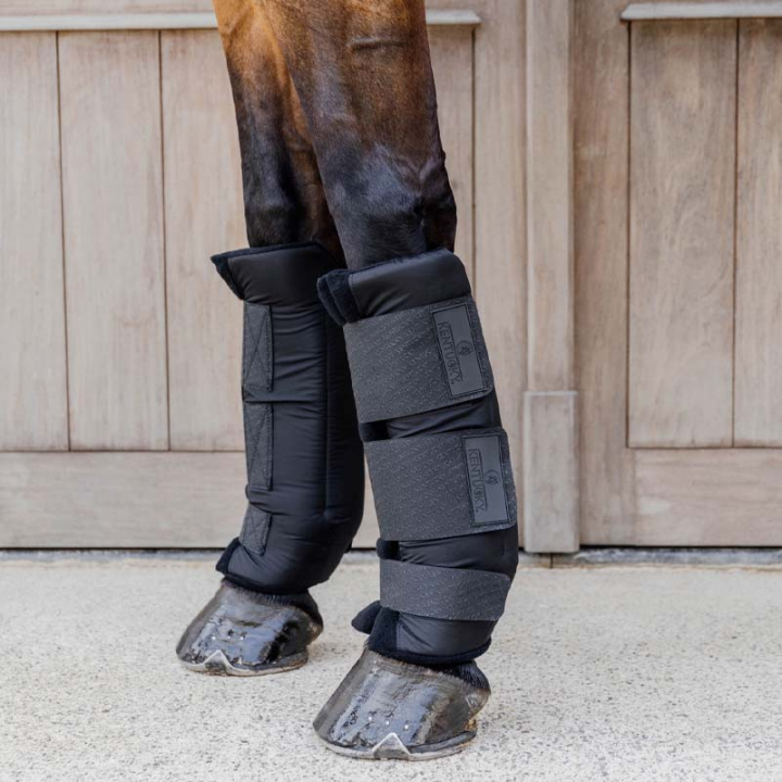 Ochraniacze stajenne PROtect Classic Front Czarne w grupie Sprzęt dla konia / Ochrona nóg / Ochraniacze transportowe i stajenne przy Equinest (6210801LBA_r)