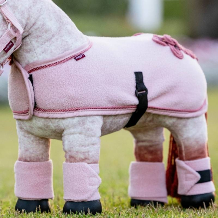 Derka polarowa Toy Pony Jasny Róż w grupie Konie na kiju & Konie zabawkowe / Akcesoria do koni zabawkowych przy Equinest (IT059640LPI)