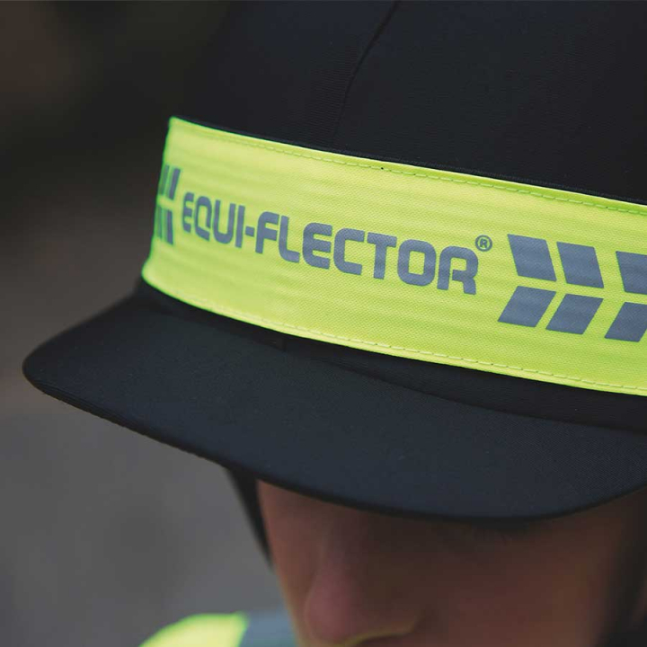 Odblaskowa opaska na kask Żółta w grupie Sprzęt dla jeźdźca / Odblaski i refleksy przy Equinest (SH942735GU)