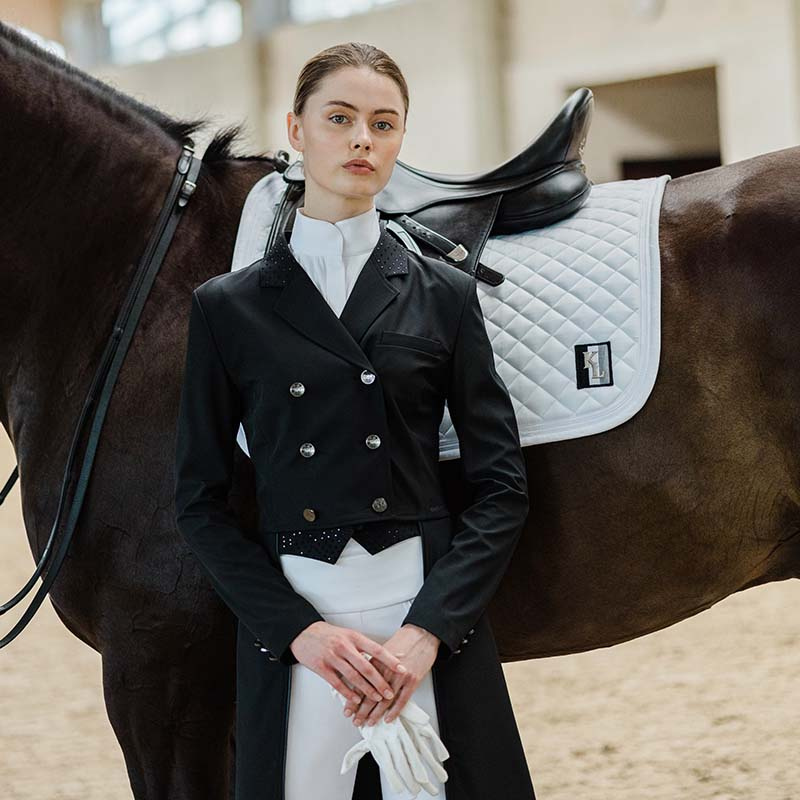 Czaprak ujeżdżeniowy klasyczny biały