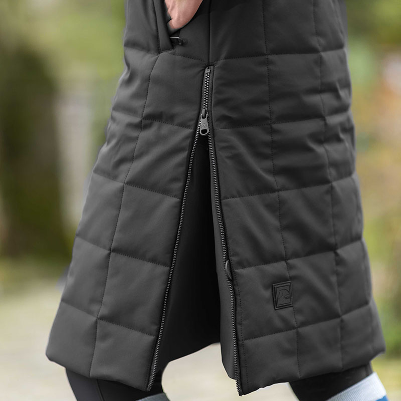 Płaszcz jeździecki Honey z odblaskami i powerbankiem Czarny