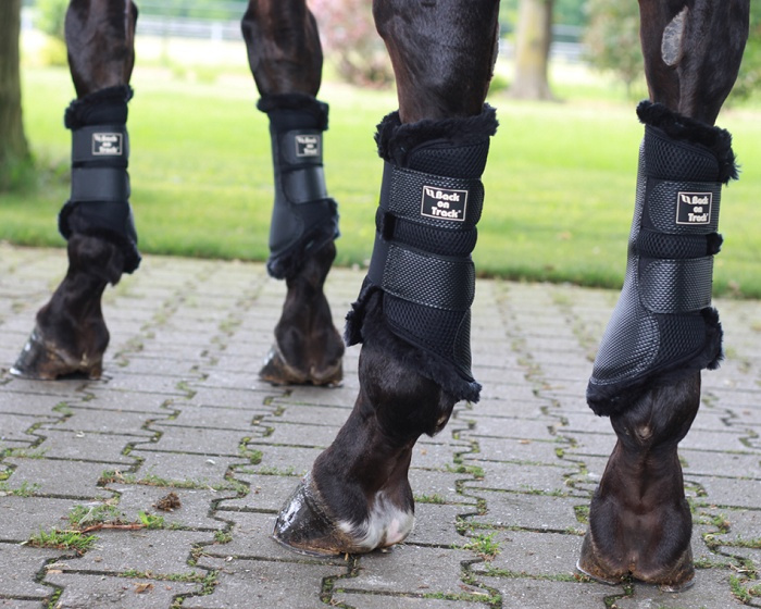 Ochraniacze treningowe 3D Mesh z futerkiem