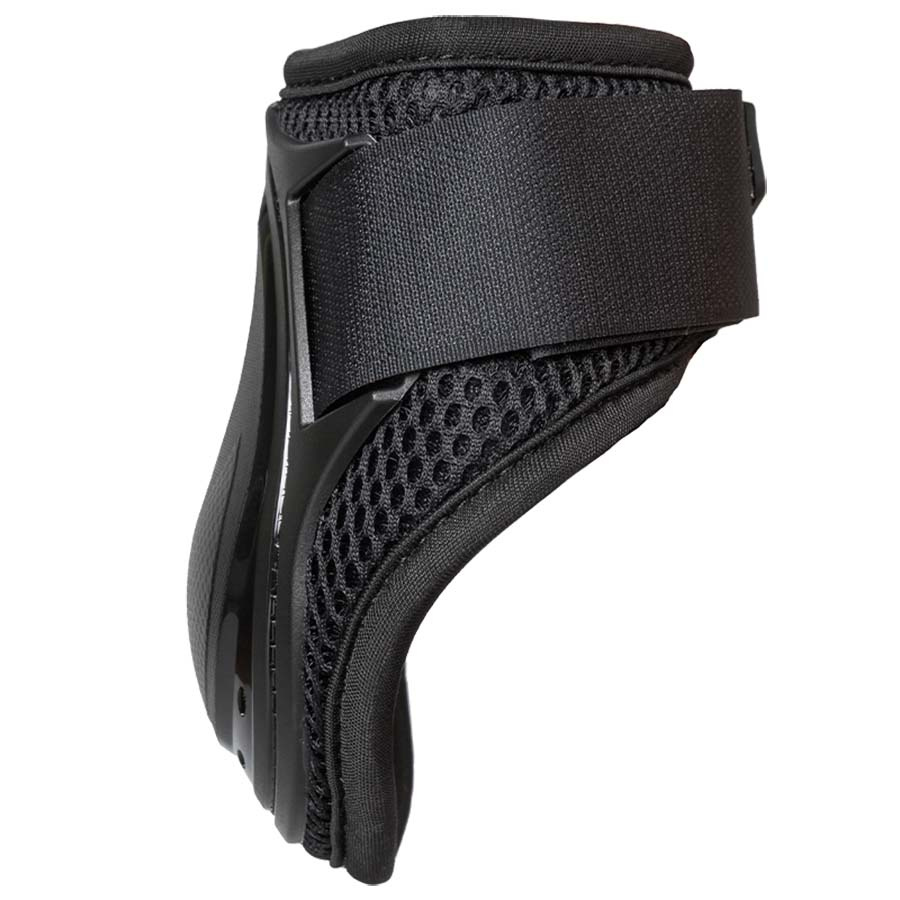 Ochraniacze skokowe Airflow Light Mesh, tył Czarne