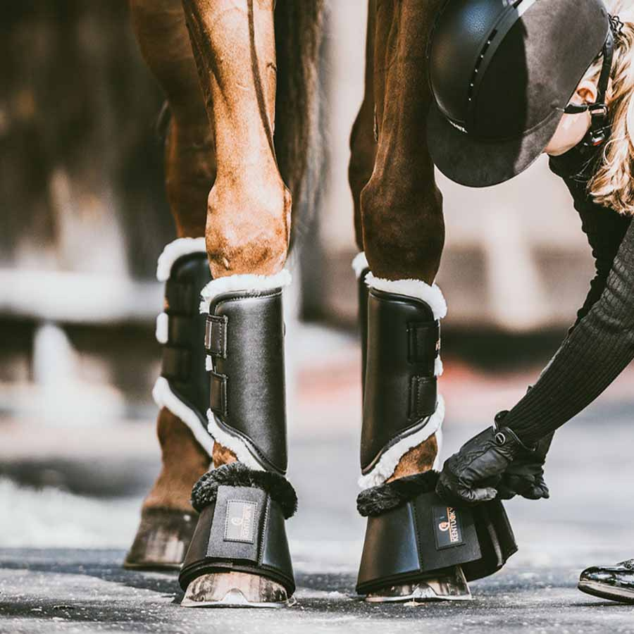 Ochraniacze treningowe Leather Front Czarne