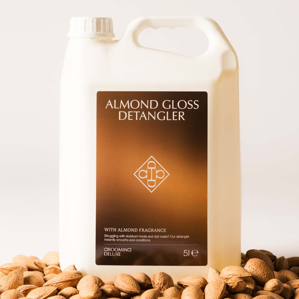 Nabłyszczacz sierści Almond Gloss 5 L