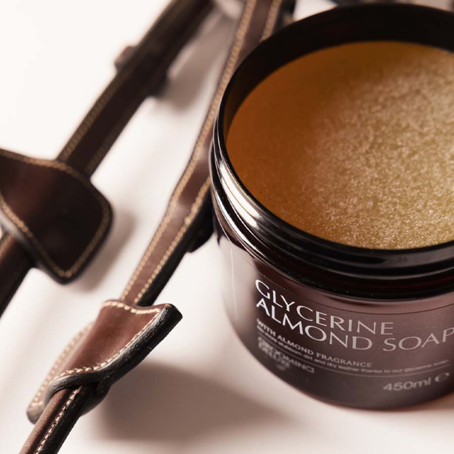 Mydełko Skórzane Glycerine Almond 450ml