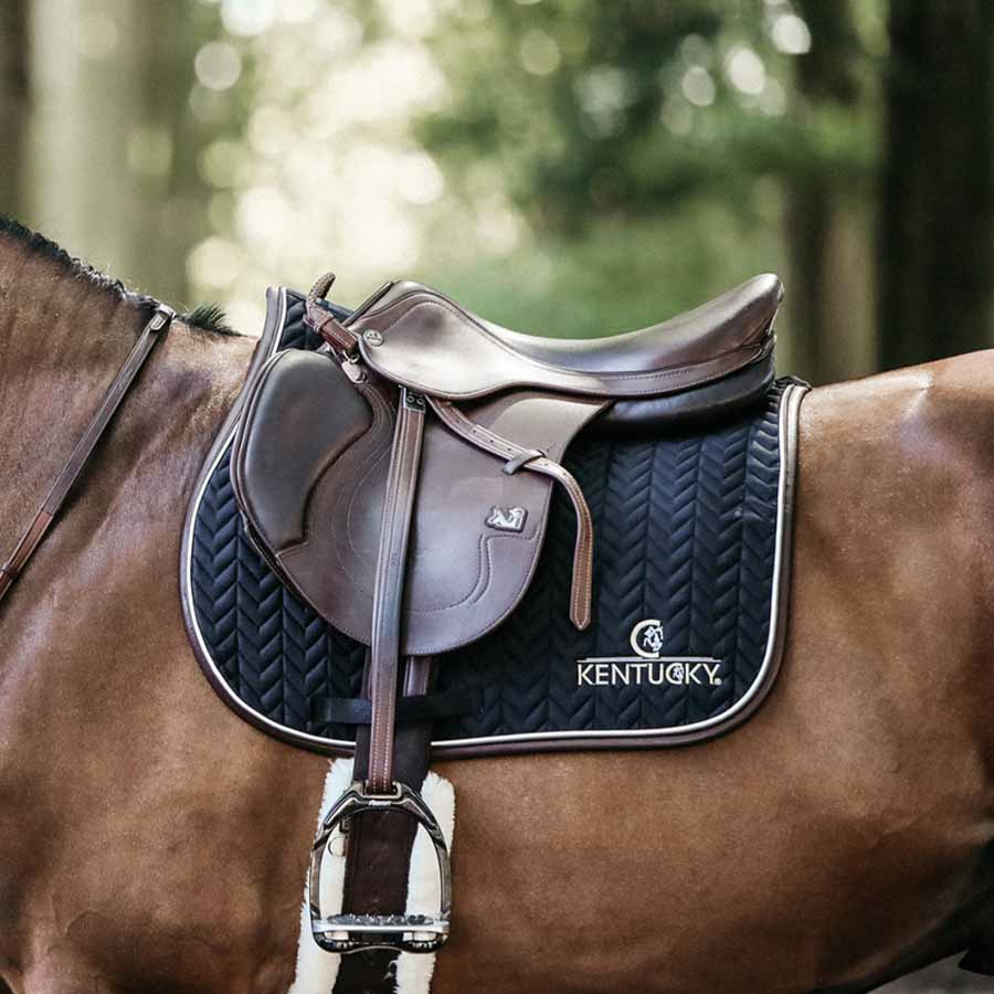 Czaprak Leather Fishbone Czarny