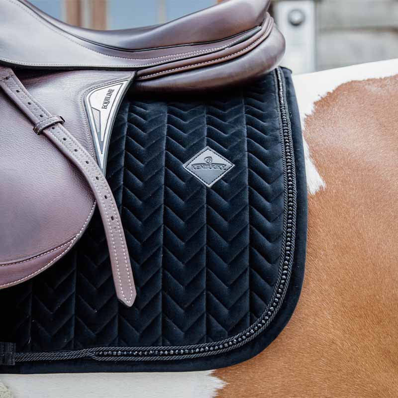 Czaprak Velvet Pearls Czarny