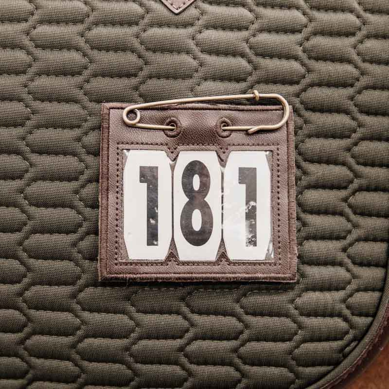 Numer startowy PVC Safety Pin Brązowy