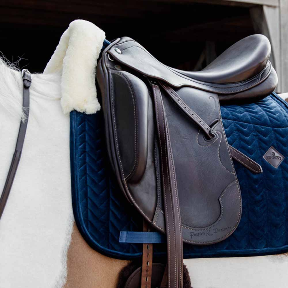 Czaprak ujeżdżeniowy Skin Friendly Velvet Granatowy