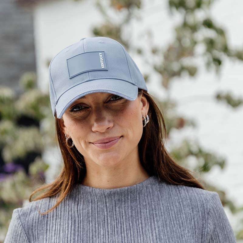 Czapka z daszkiem Rubber Logo Błękitna