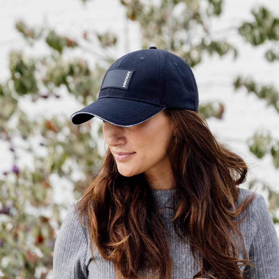 Czapka z daszkiem Rubber Logo Granatowa