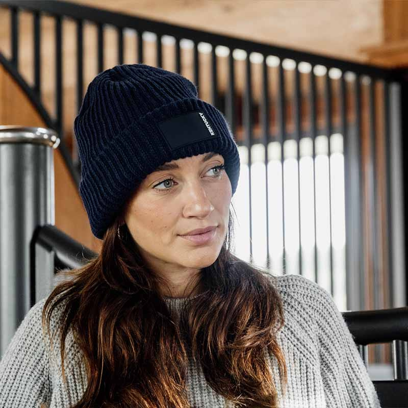 Czapka Rubber Logo Granatowa