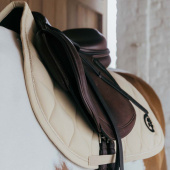 Czaprak Wave 3D Logo Beżowy Czaprak Wave 3D Logo Beżowy