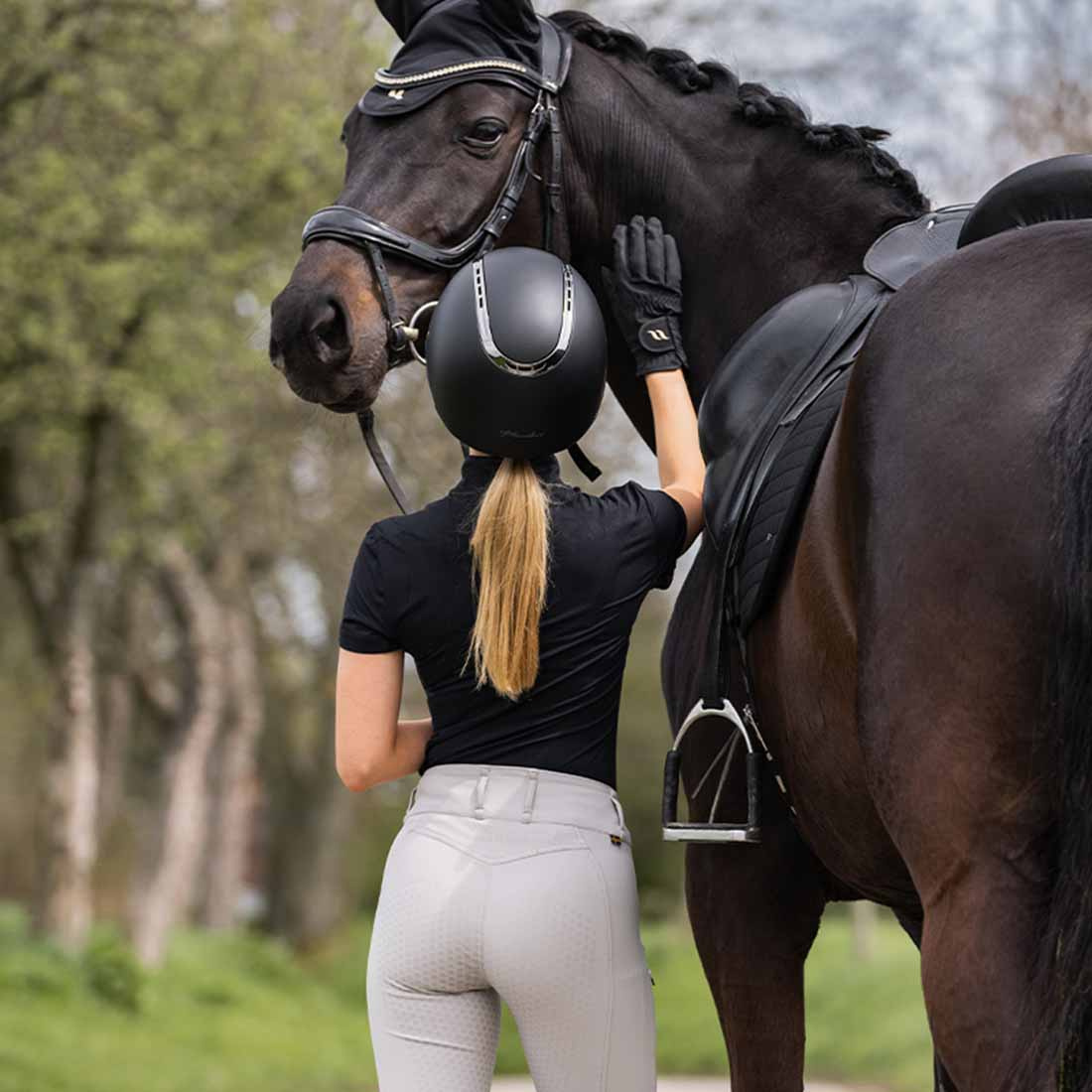 Kask EQ3 Pardus z pokrętłem Czarny