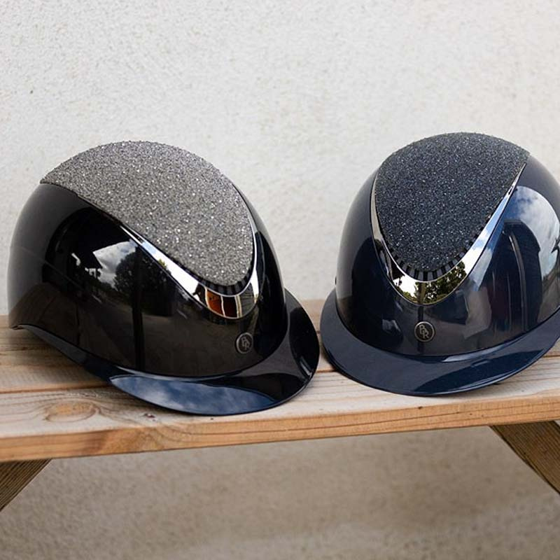 Kask Theta Glamorous Glossy Czarny/Gunmetal