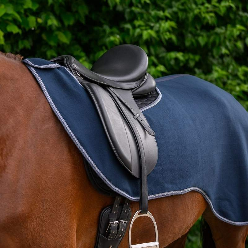 Derka treningowa Fleece Essential Granatowa