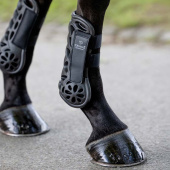 Ochraniacze skokowe przód EVA GUMFLY Czarne Ochraniacze skokowe przód EVA GUMFLY Czarne