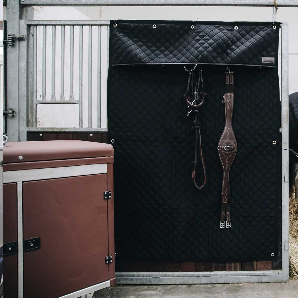 Zasłona stajenna Czarna