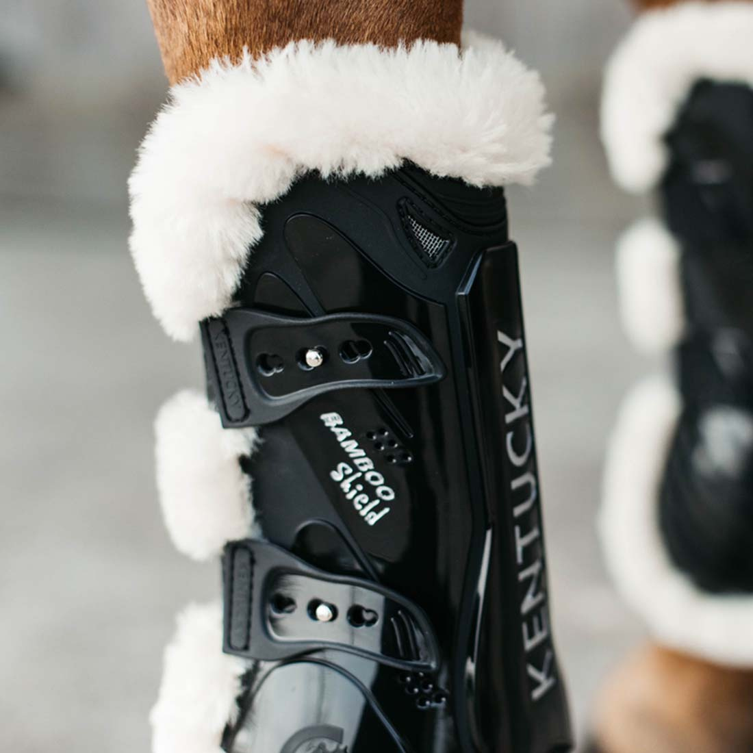 Ochraniacze skokowe przód Sheepskin Bamboo Shield Shield Czarne