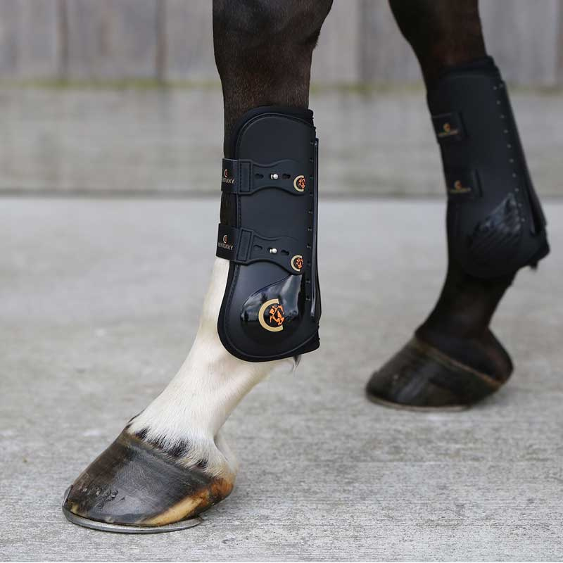 Ochraniacze skokowe przód Elastic Czarne