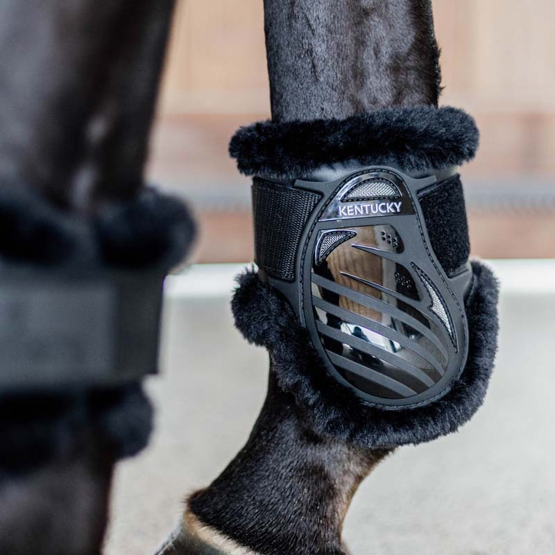 Ochraniacze skokowe tył Young Vegan Sheepskin Czarne