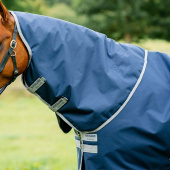 Derka padokowa z kapturem Amigo Ripstop 900 Plus 100g Granatowo/Szara Derka padokowa z kapturem Amigo Ripstop 900 Plus 100g Granatowo/Szara