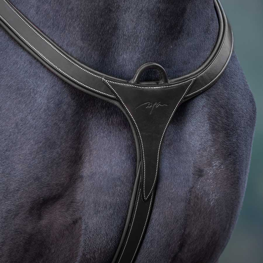 Napierśnik z długim mostkiem DC Czarny