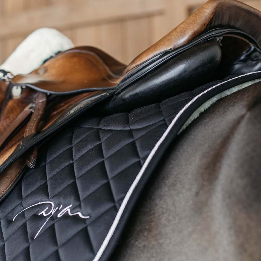 Czaprak Skin Friendly Vegan Sheepskin Czarny