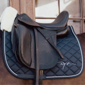 Czaprak ujeżdżeniowy Skin Friendly Vegan Sheepskin Granatowy Czaprak ujeżdżeniowy Skin Friendly Vegan Sheepskin Granatowy