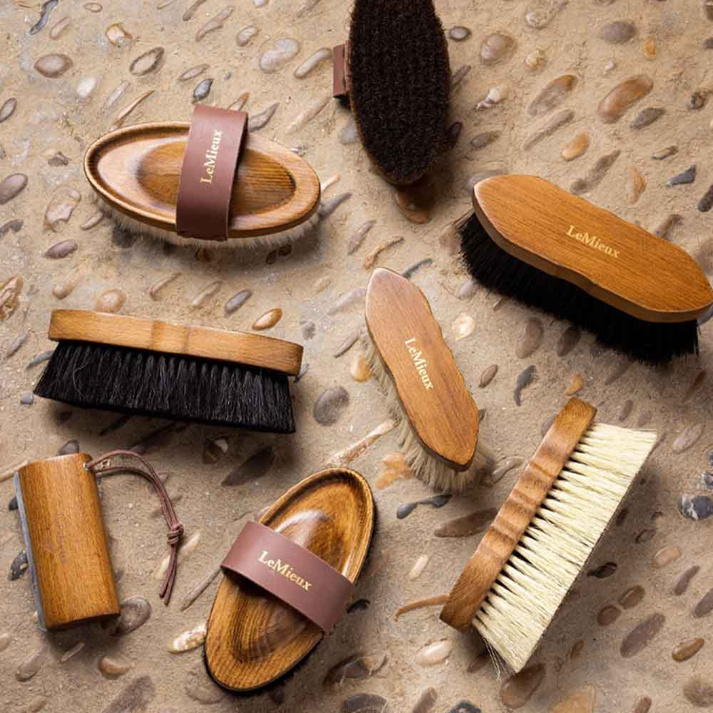 Szczotka miękka Artisan Soft Goats Hair Brązowa