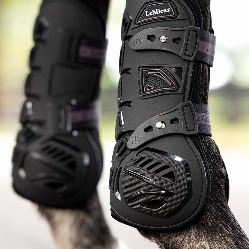 Ochraniacze skokowe przód Motion Cool Czarne