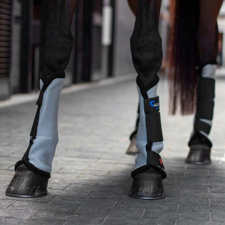 Ochraniacze przeciw owadom 4 szt. Białe