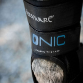 Ochraniacze na staw skokowy Ionic Therapy 2-szt. Czarne Ochraniacze na staw skokowy Ionic Therapy 2-szt. Czarne